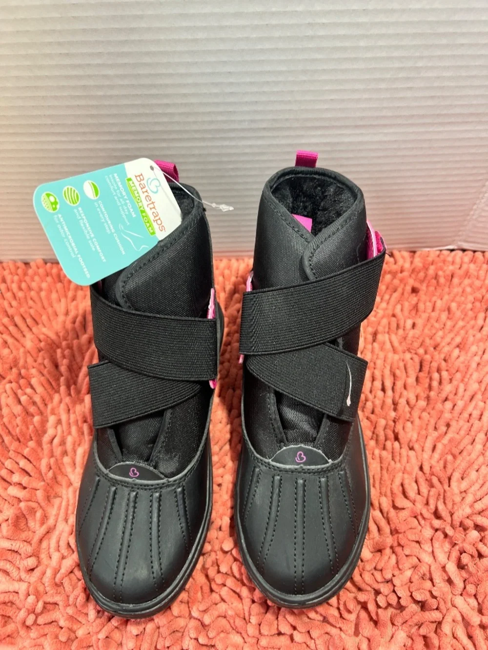🖤🩷 NWT Baretraps Kinley Girls Boot | Black & Hot Pink